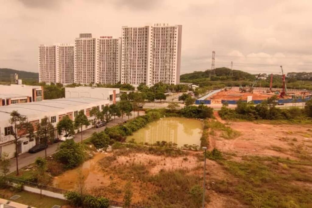 Hzb301-Selfcheck-In-Wi-Fi- Netflix- Parking- Pool-2 Bedroom- Klia, 7099 Сепанг Екстер'єр фото